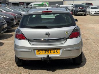 Vauxhall Astra Hatchback (2004 - 2012)