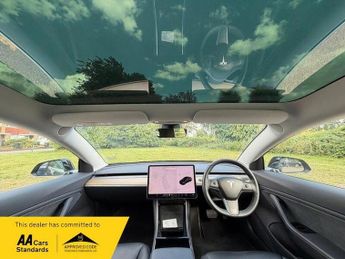 Tesla Model 3 Saloon (2019 - 2020)