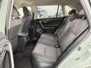 Toyota RAV4 SUV (2018 - 2026)