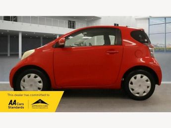 Toyota iQ 