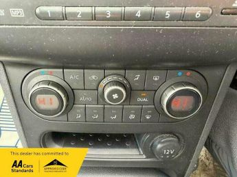 Nissan Qashqai SUV (2010 - 2013)