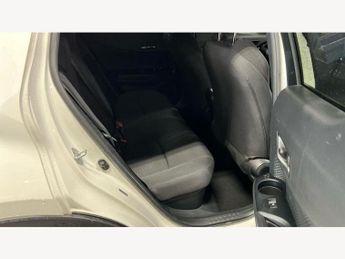 Toyota C-HR SUV (2016 - 2019)