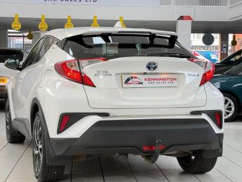 Toyota C-HR SUV (2016 - 2019)