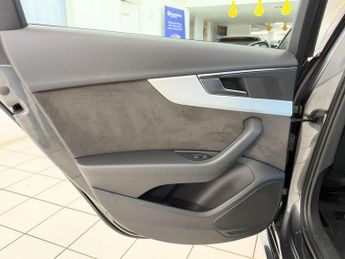 Audi A4 Saloon (2018 - 2019)