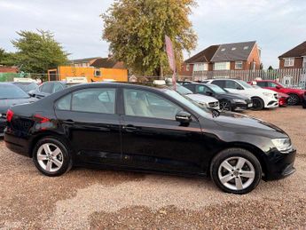 Volkswagen Jetta Saloon (2011 - 2015)