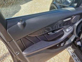 MERCEDES-BENZ GLC SUV (2015 - 2020)