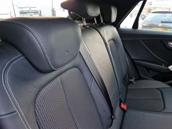 Audi Q2 SUV (2020 - )