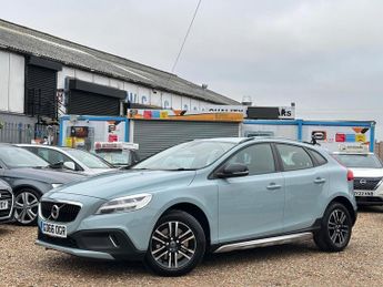 Volvo V40 Hatchback (2016 - 2019)