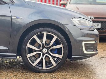 Volkswagen Golf Hatchback (2012 - 2017)