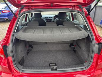 SEAT Arona SUV (2017 - 2021)
