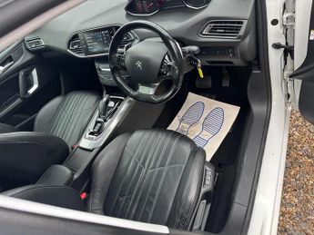 Peugeot 308 Hatchback (2017 - 2022)