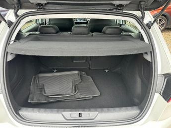 Peugeot 308 Hatchback (2017 - 2022)