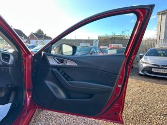 Mazda Mazda3 Hatchback (2016 - 2018)