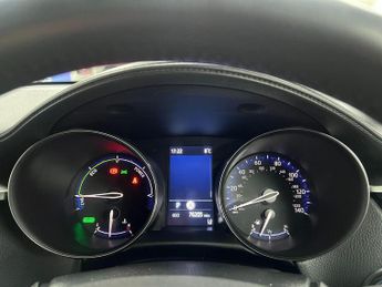 Toyota C-HR SUV (2019 - 2023)