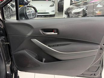 Toyota Corolla Estate (2018 - 2022)