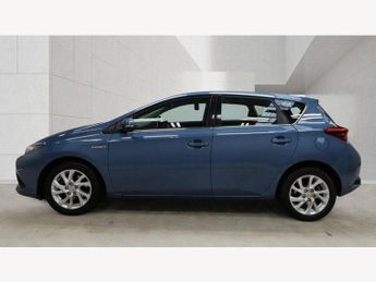 Toyota Auris Hatchback (2015 - 2018)