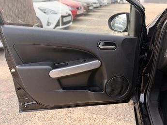 Mazda Mazda2 Hatchback (2007 - 2015)