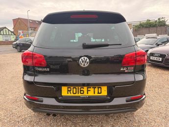 Volkswagen Tiguan SUV (2011 - 2016)