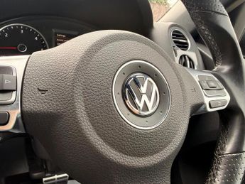 Volkswagen Tiguan SUV (2011 - 2016)