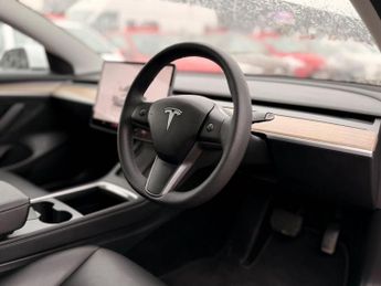 Tesla Model 3 Saloon (2020 - 2023)