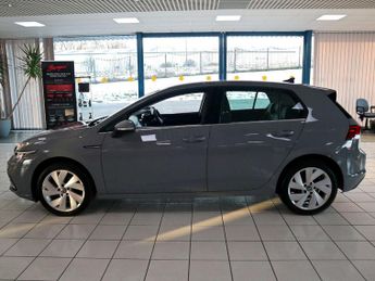 Volkswagen Golf 1.5 Style ETSI MHEV Dsg