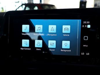 Volkswagen Golf 1.5 Style ETSI MHEV Dsg