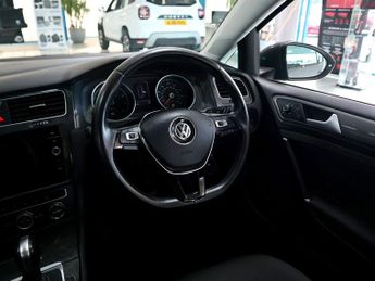 Volkswagen Golf 1.5 Match Edition Evo TSI Dsg