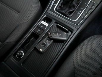 Volkswagen Golf 1.5 Match Edition Evo TSI Dsg