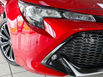 Toyota Corolla 1.8 Gr Sport VVT-h Touring Sports