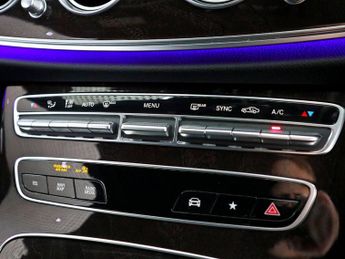 Mercedes-Benz E Class 2.0 E220 D Sport G-tronic +