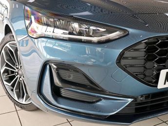 Ford Focus 1.0 ST-Line X EcoBoost MHEV