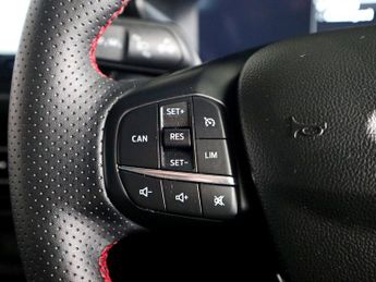 Ford Focus 1.0 ST-Line X EcoBoost MHEV