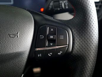 Ford Focus 1.0 ST-Line X EcoBoost MHEV