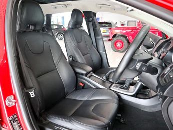 Volvo V40 1.5 Inscription T3