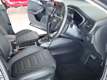 Ford Focus 1.0 Active X EcoBoost MHEV