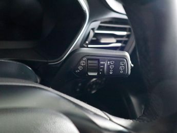 Ford Focus 1.0 Active X EcoBoost MHEV