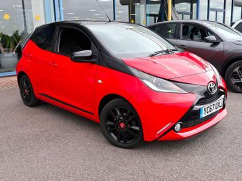 Toyota AYGO 1.0 X-cite 4 Red Bi-tone VVT-i