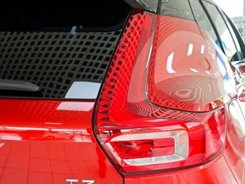 Volvo XC40 1.5 R-Design T3 Auto