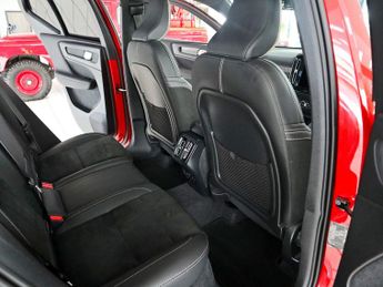 Volvo XC40 1.5 R-Design T3 Auto