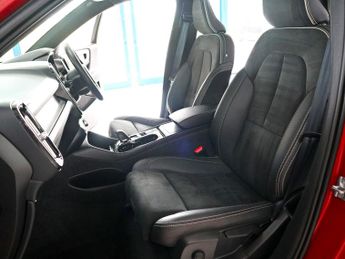 Volvo XC40 1.5 R-Design T3 Auto
