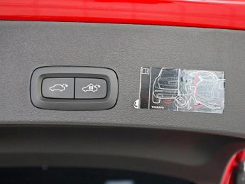 Volvo XC40 1.5 R-Design T3 Auto