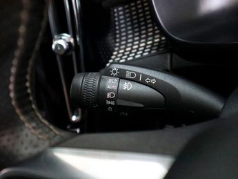 Volvo XC40 1.5 R-Design T3 Auto