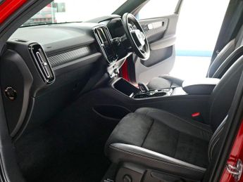 Volvo XC40 1.5 R-Design T3 Auto