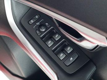 Volvo V40 1.5 R-Design Nav Plus T3