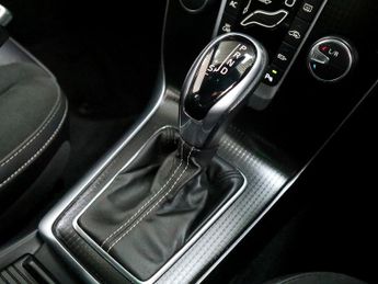 Volvo V40 1.5 R-Design Nav Plus T3