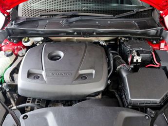 Volvo V40 1.5 R-Design Nav Plus T3