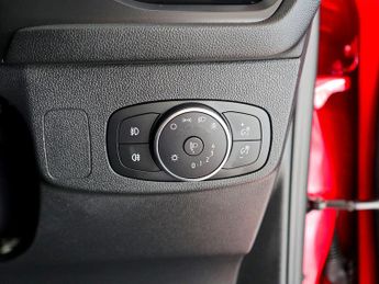 Ford Focus 1.0 ST-Line EcoBoost MHEV