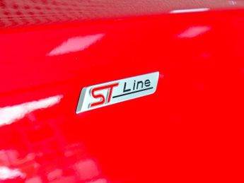 Ford Focus 1.0 ST-Line EcoBoost MHEV