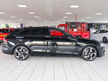 Audi A4 2.0 Avant S Line Black Edition 40 TDI S Tronic Quattro