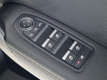 Renault Captur 1.6 E-tech Engineered